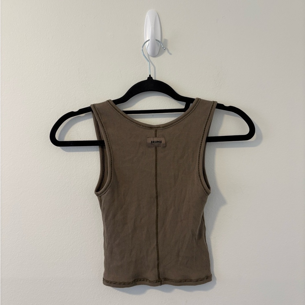 SKIMS Cotton Rib Tank Army Green Small - Picture 3 of 5